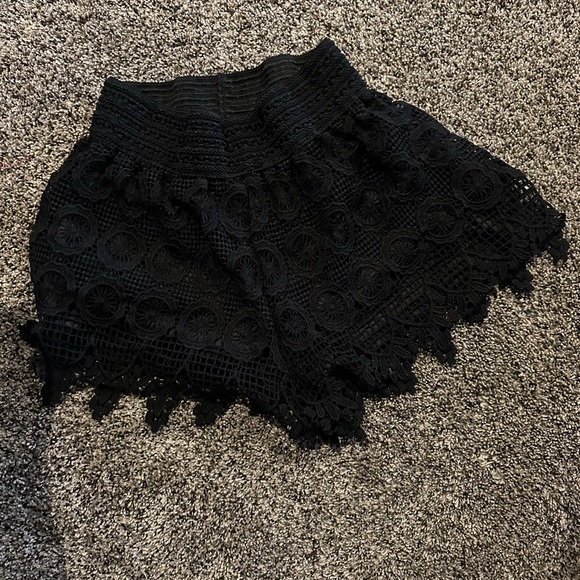 Black Lace Shorts - Picture 1 of 1
